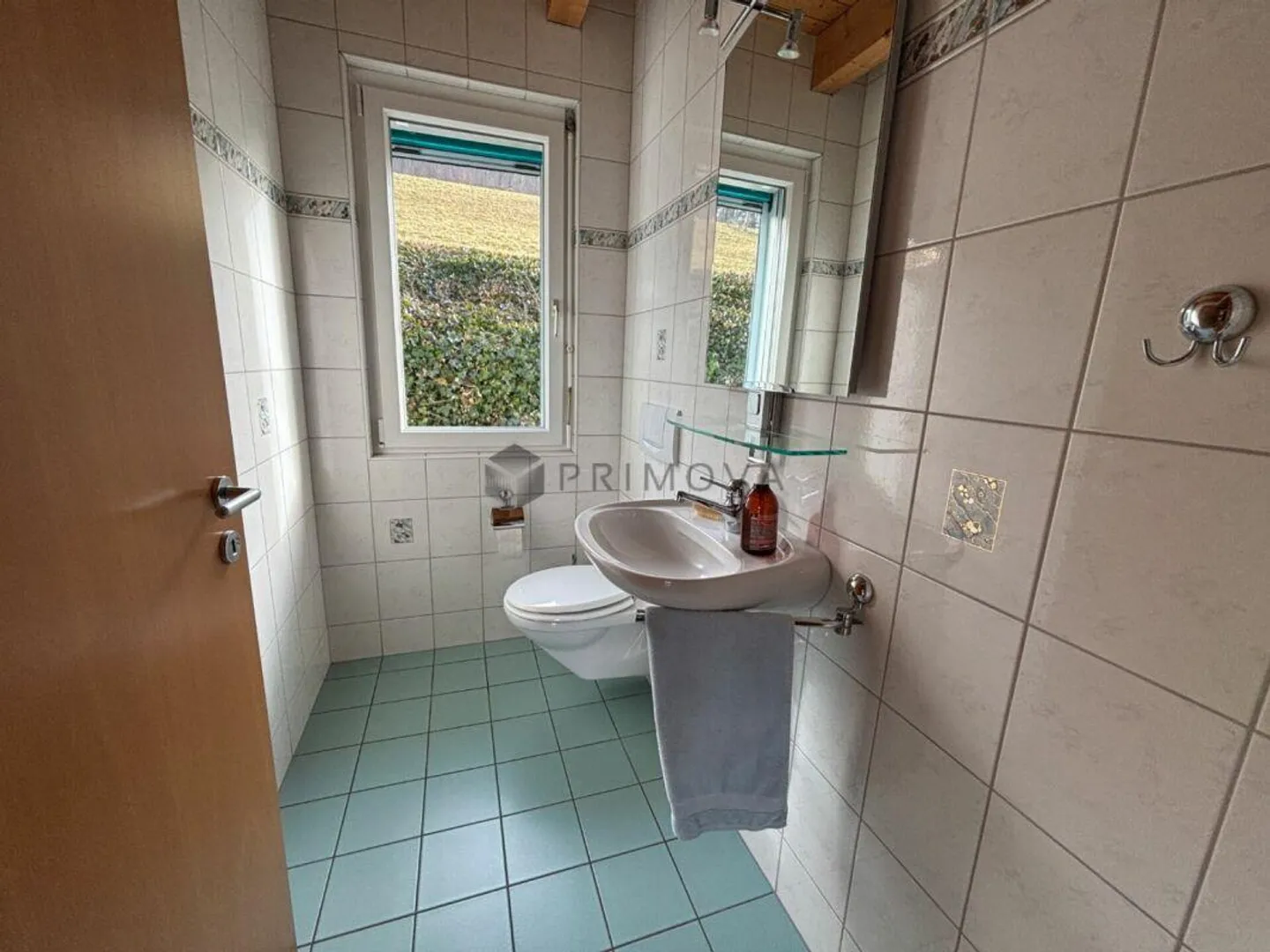 Unique single-family home seeks a new owner! - Photo 8 of 9