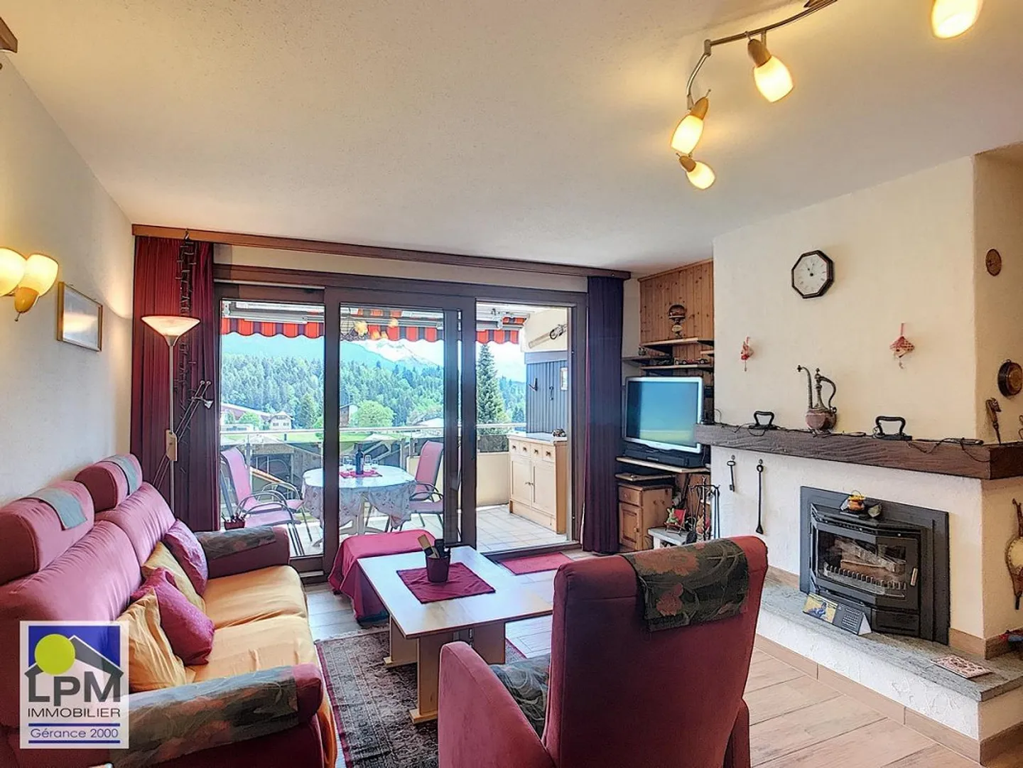 Appartement Charmant avec Vue Alpine - Photo 4 sur 18