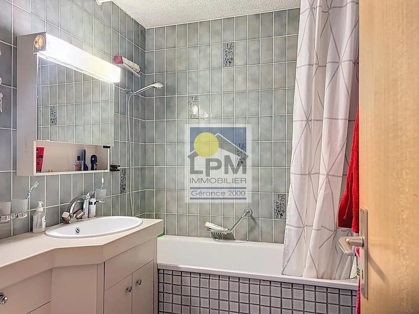 Appartement Charmant avec Vue Alpine - Photo 16 sur 18