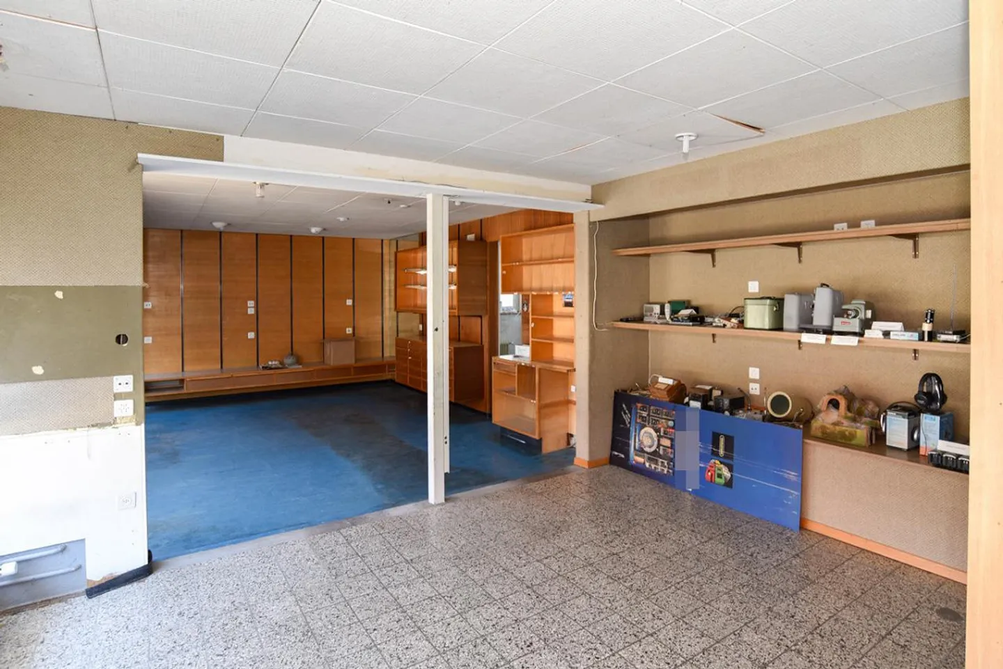 Renovationsobjekt mit Potential für Zweifamilien- oder Wohngewerbehaus - Photo 8 of 18