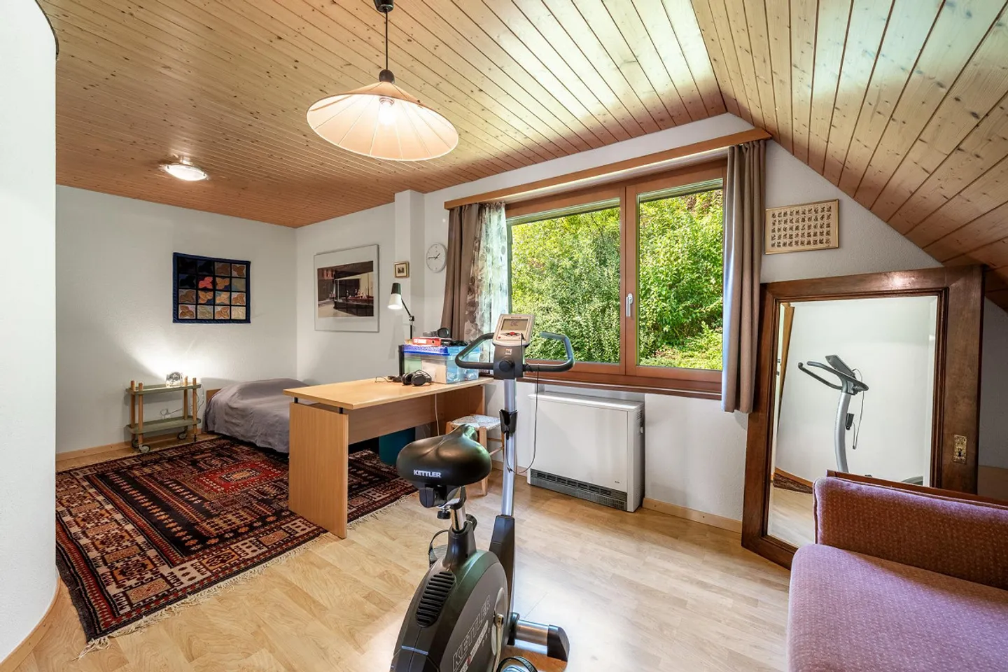 Superbe maison individuelle de 6 ½ - 7 ½ pièces avec oasis de jardin - Photo 10 sur 14