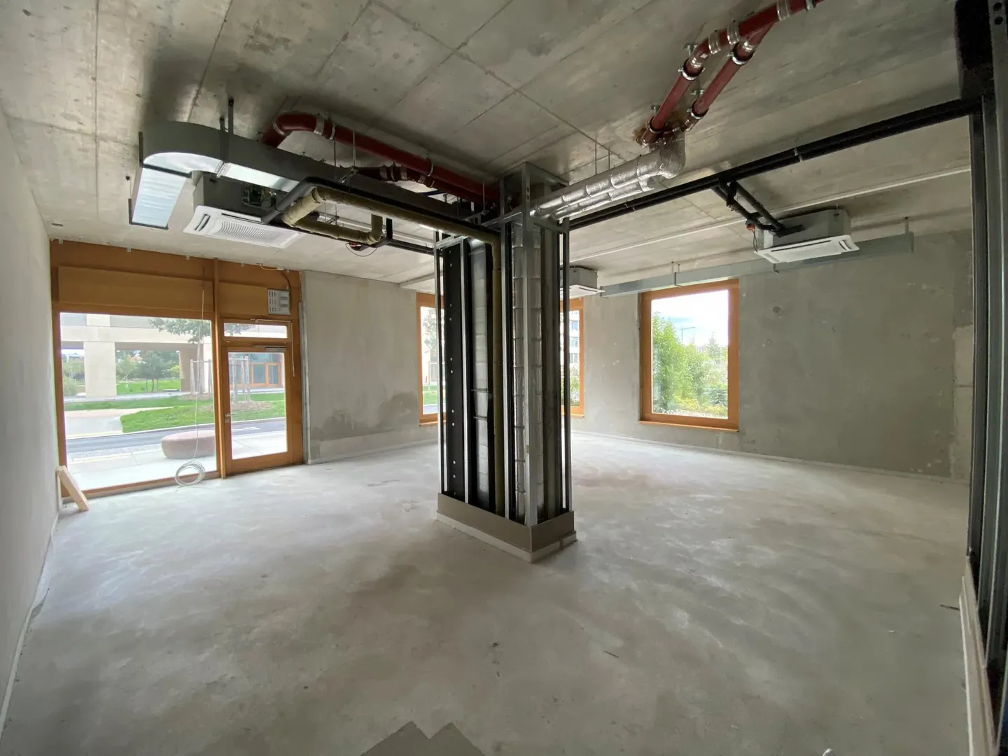 Modern Commercial Space - Photo 5 of 7