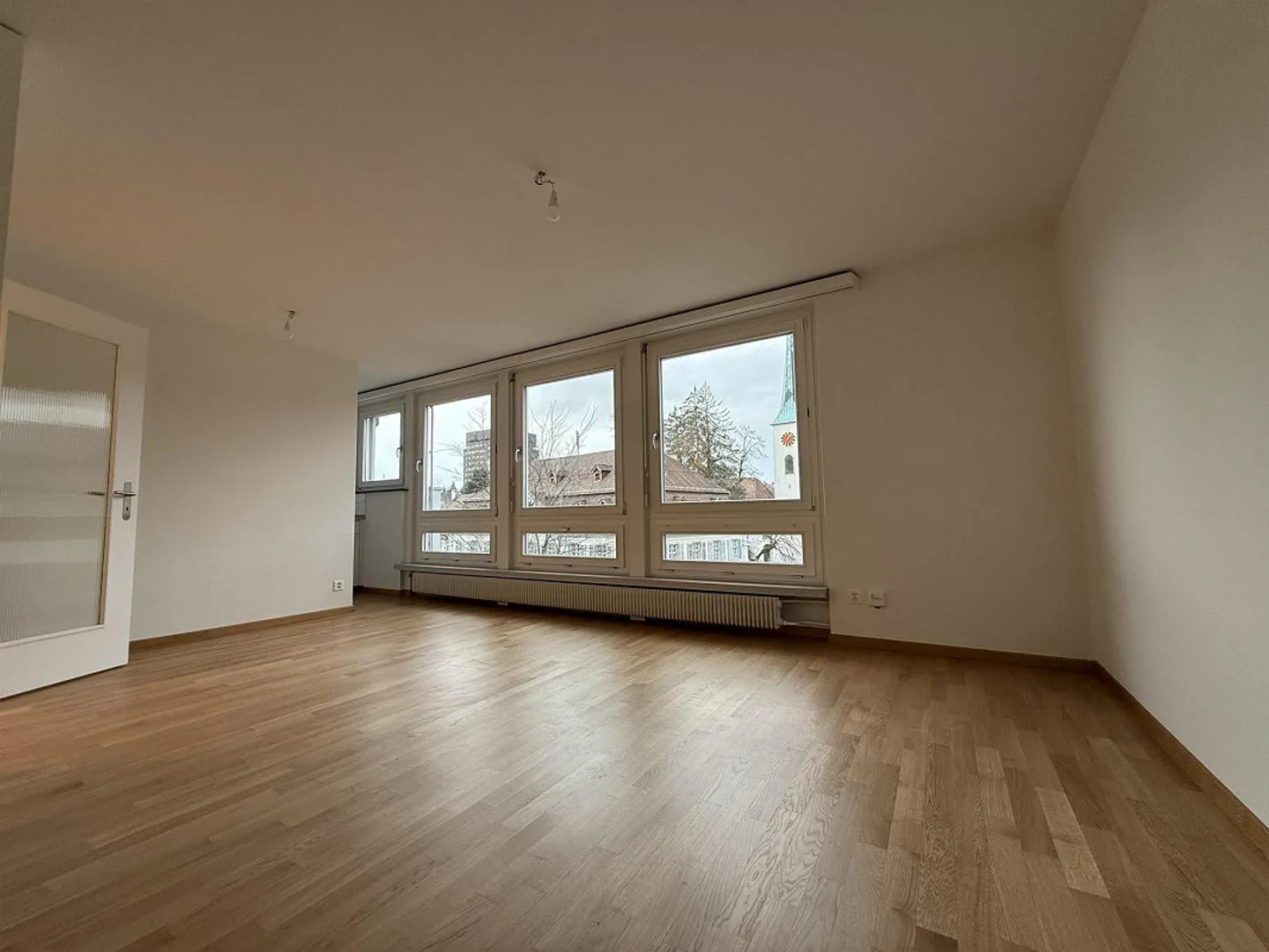 Appartamento luminoso 1.0 stanze in città - Foto 3 di 7