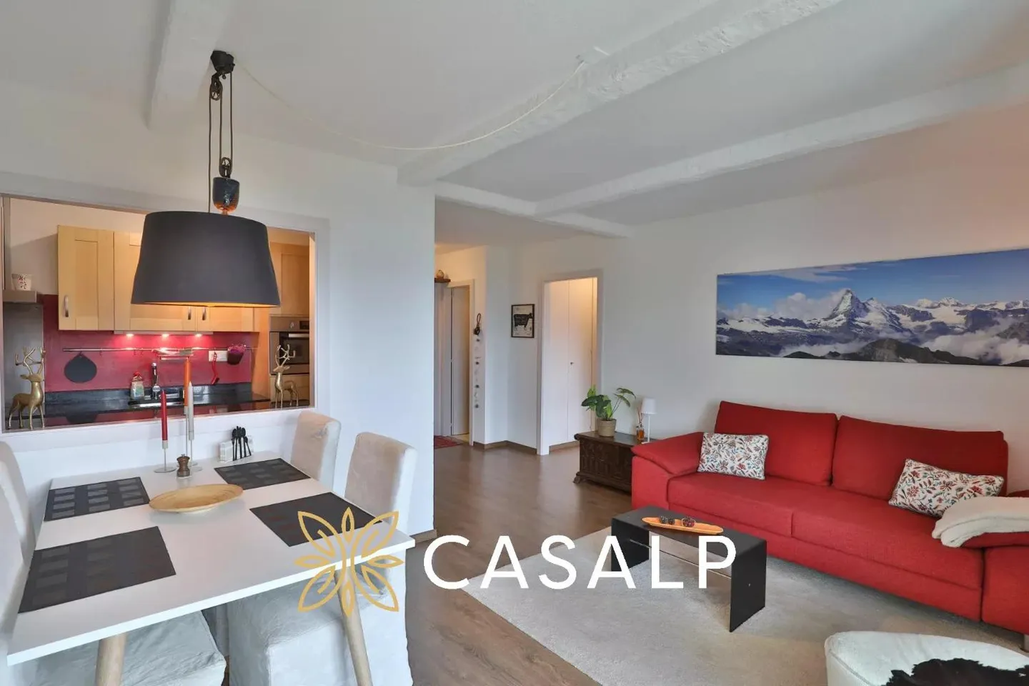 Appartement ensoleillé avec grand balcon - Photo 4 sur 13