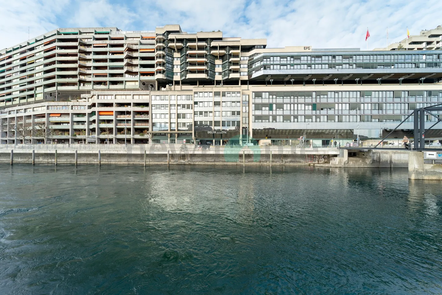 «Surface de bureaux de 260 m2 avec vue exceptionnelle» - Photo 1 sur 12