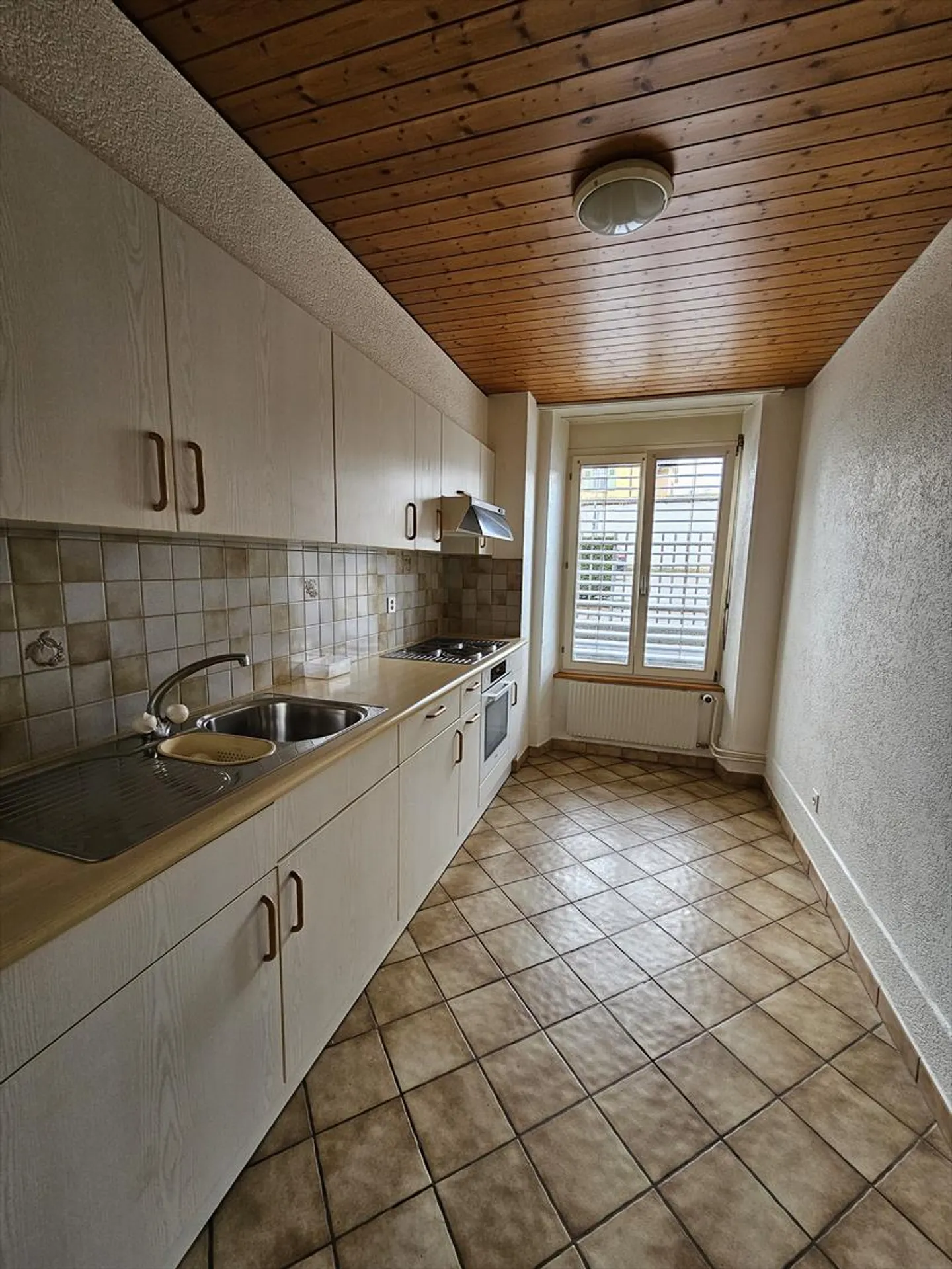 Appartement 4 pièces - Photo 2 sur 6