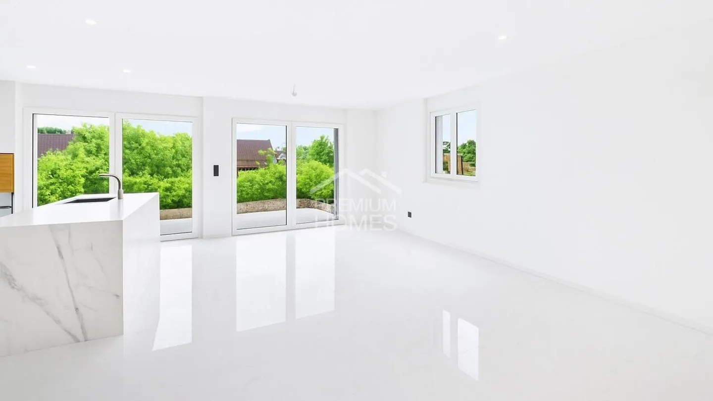 Maison Familiale Moderne avec Terrasse - Photo 2 sur 9