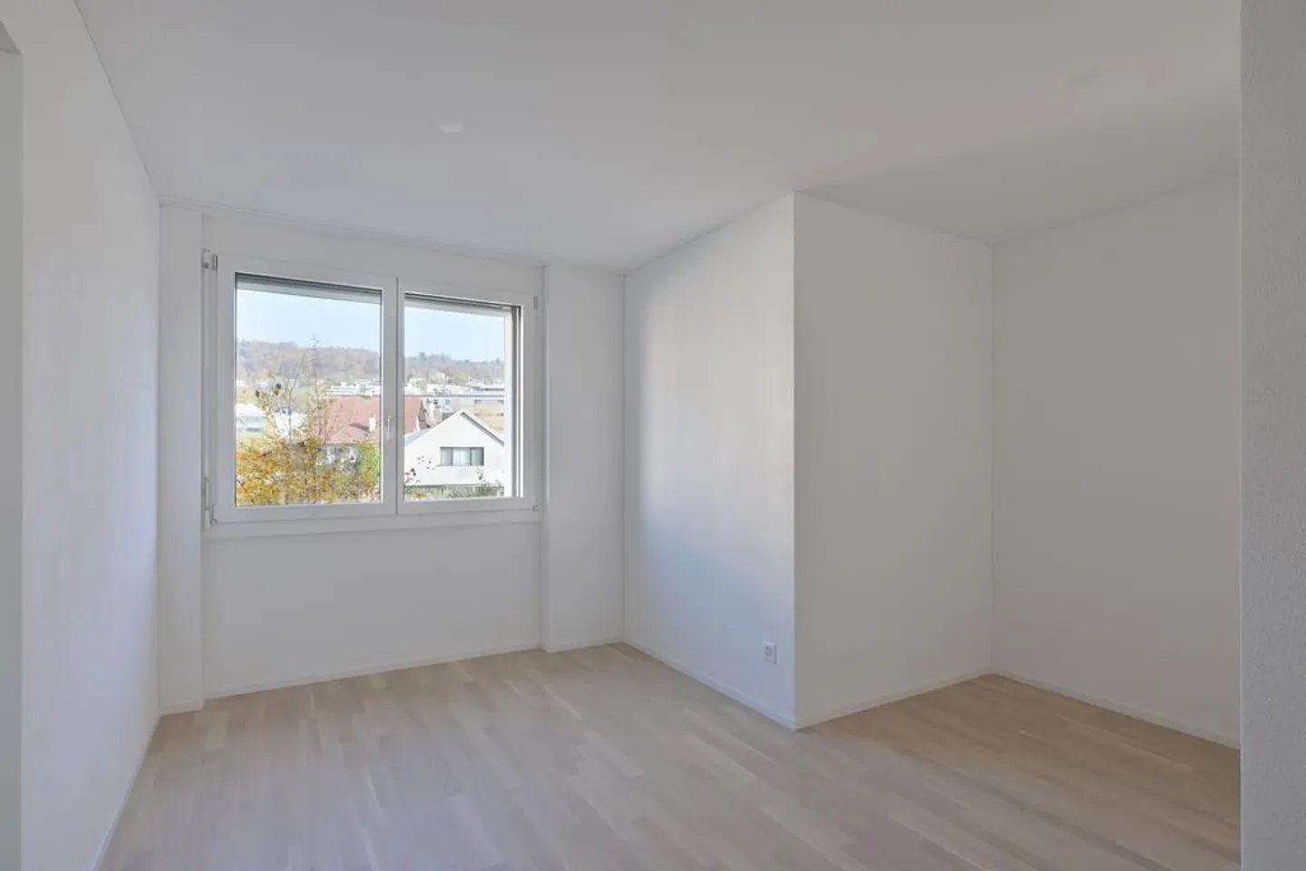 Appartement récemment rénové - Photo 3 sur 8