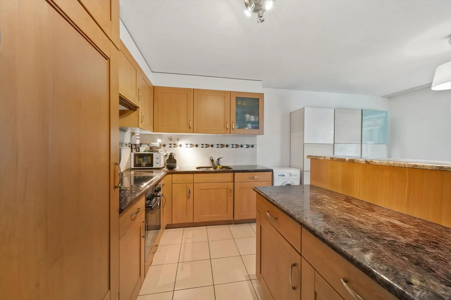 Bel appartement de 4,5 pièces au sein d'un quartier résidentiel de Clarens/Montreux - Photo 7 sur 8