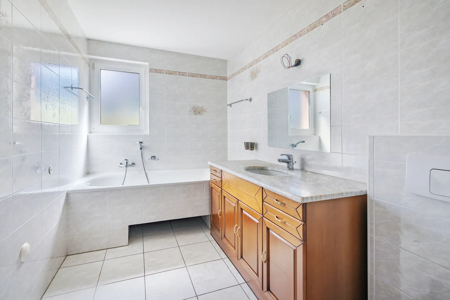 Villa con possibilità di 2 appartamenti a Noville - Foto 15 di 17