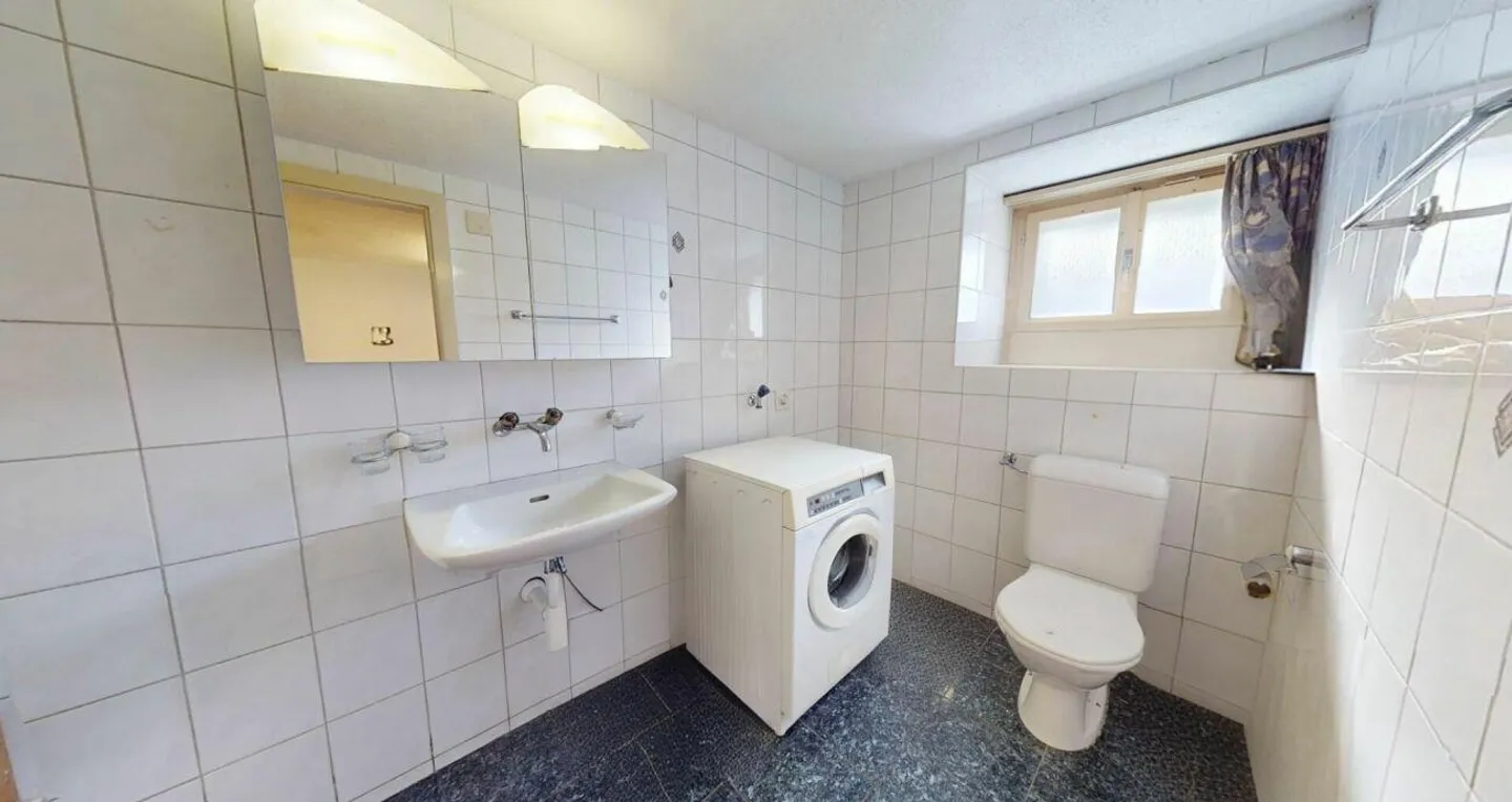 Mehrfamilienhaus mit Entwicklungspotenzial - Foto 8 von 19