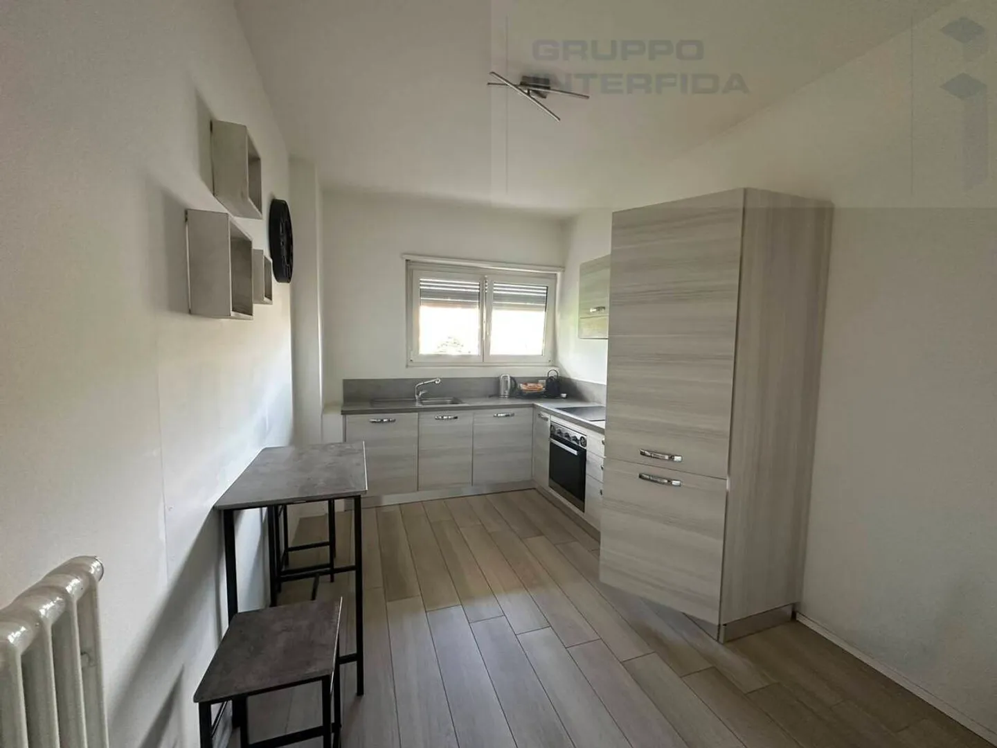 2.5 ROOMS RENOVATED - Photo 4 of 11