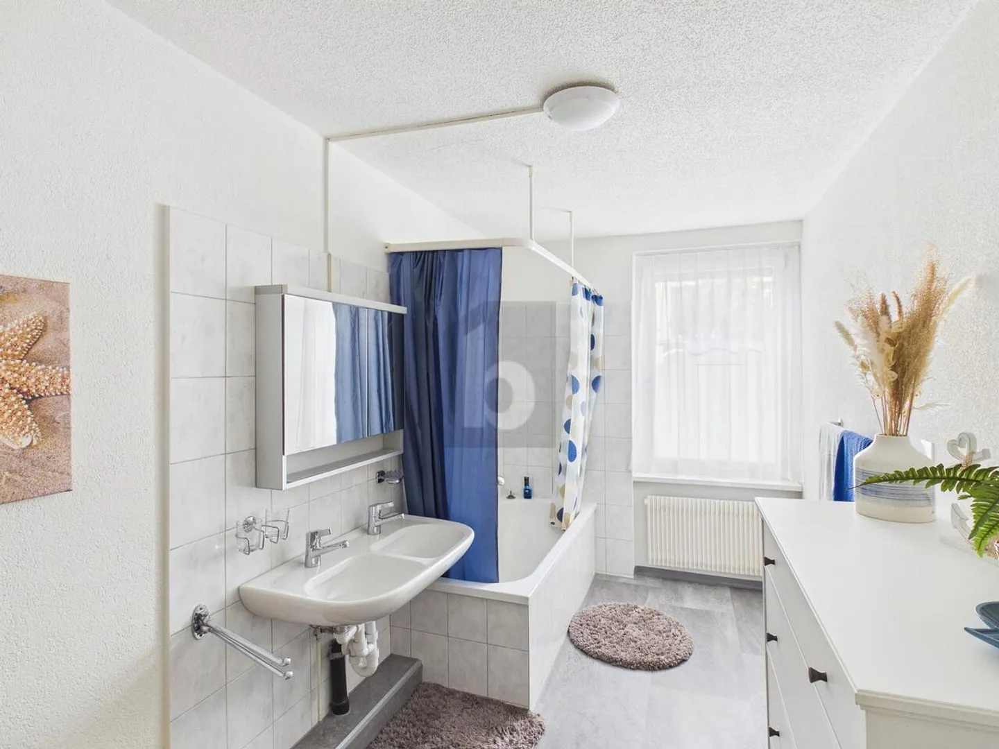 CENTRAL ET LUMINEUX AVEC BALCON - Photo 4 sur 6