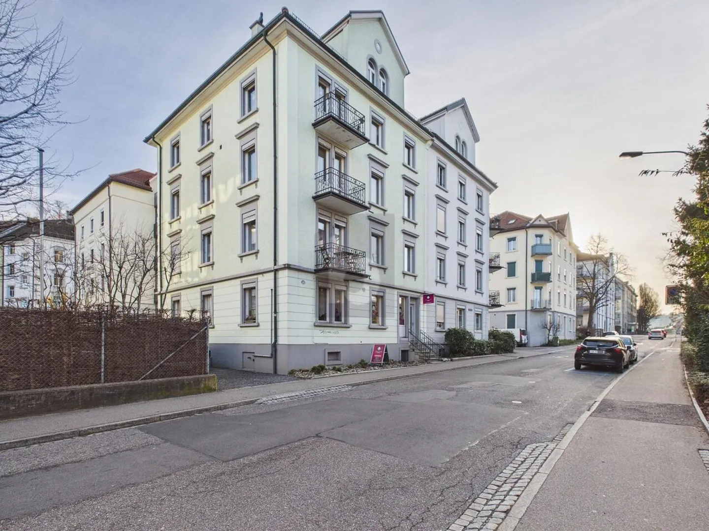 CENTRAL ET LUMINEUX AVEC BALCON - Photo 5 sur 6