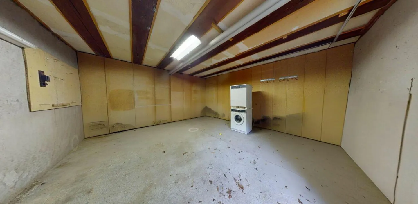 Mehrfamilienhaus mit Entwicklungspotenzial - Foto 18 von 19