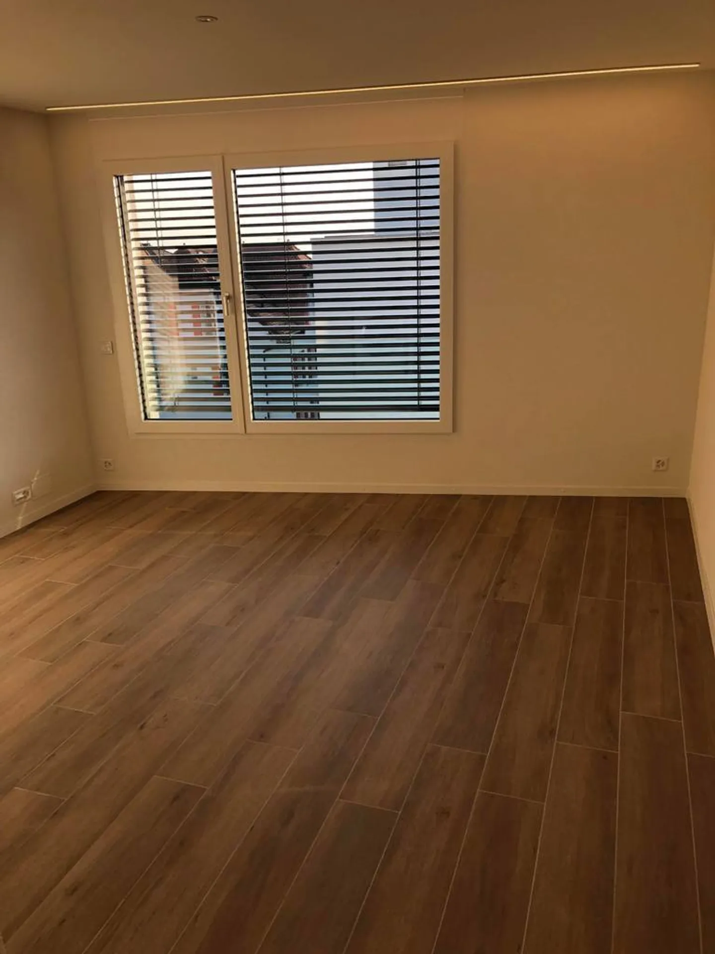 FOR RENT - 28 M2 STUDIO IN NEW BUILDING - 1008 PRILLY - Photo 3 of 5