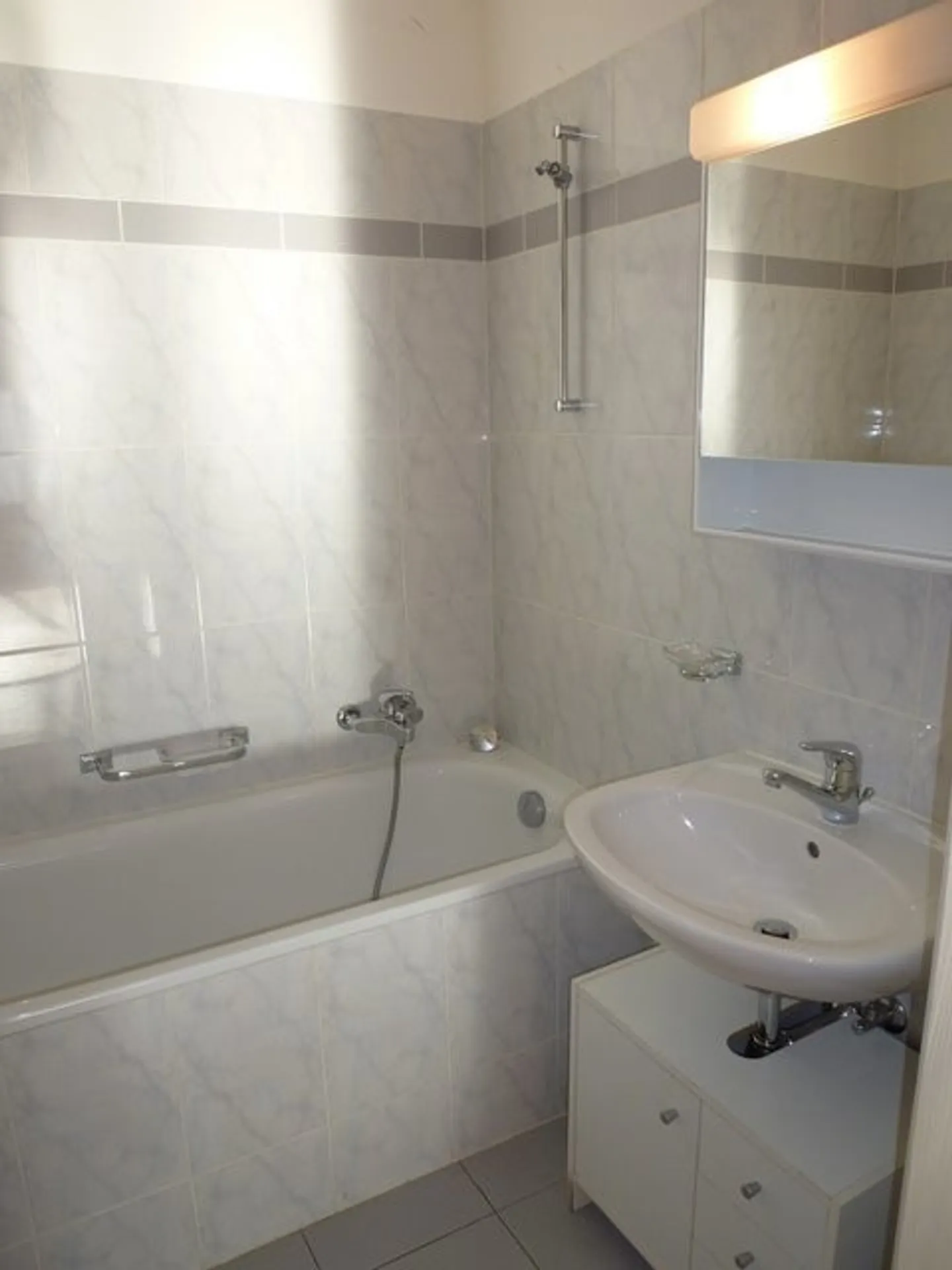 Servette: geräumige 2 Zimmer - Foto 4 von 7