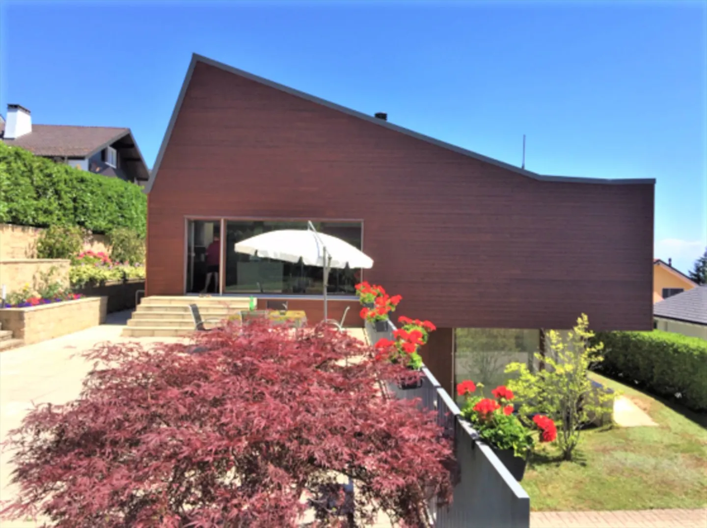 Einzigartige 7,5-Zimmer-Villa - Einzigartig ! Moderne Architekten-Villa, mit Blick auf den See und den Mont Blanc - Foto 8 von 9