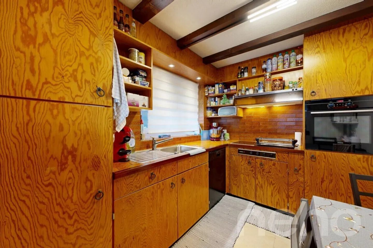 Appartement dans un quartier calme ? fort potentiel - Photo 3 sur 12