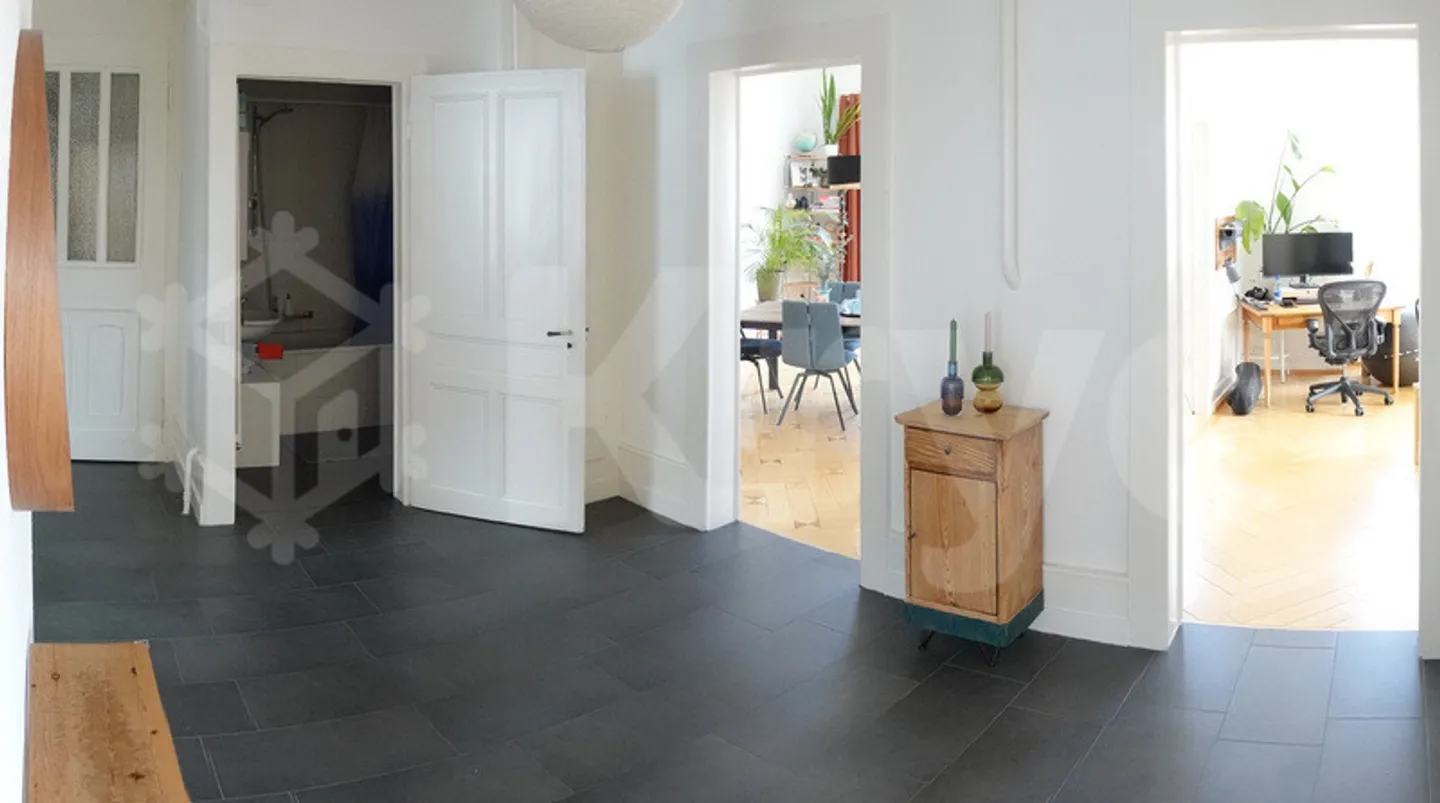 NICE 4-ROOM APARTMENT 2ND FLOOR QUIET NEIGHBORHOOD - Photo 10 of 12