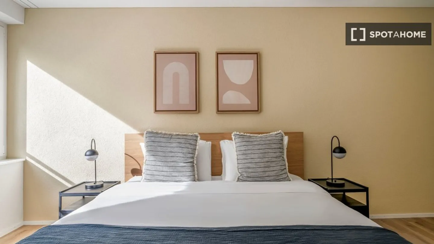 Entdecke, besichtige und miete dein neues Zuhause online mit vollem Vertrauen. - Foto 11 von 18