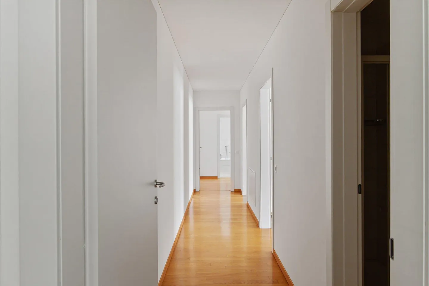 Living with elegance and style - Photo 7 of 8