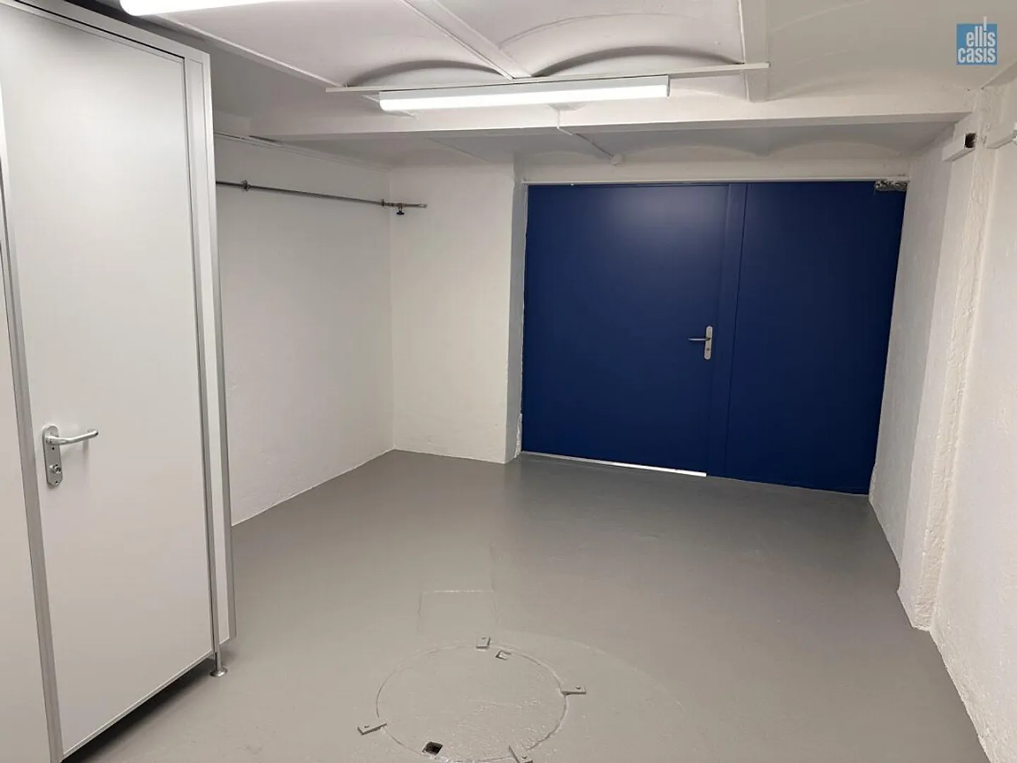 Attractive commercial space for office, practice or service - Photo 11 of 11