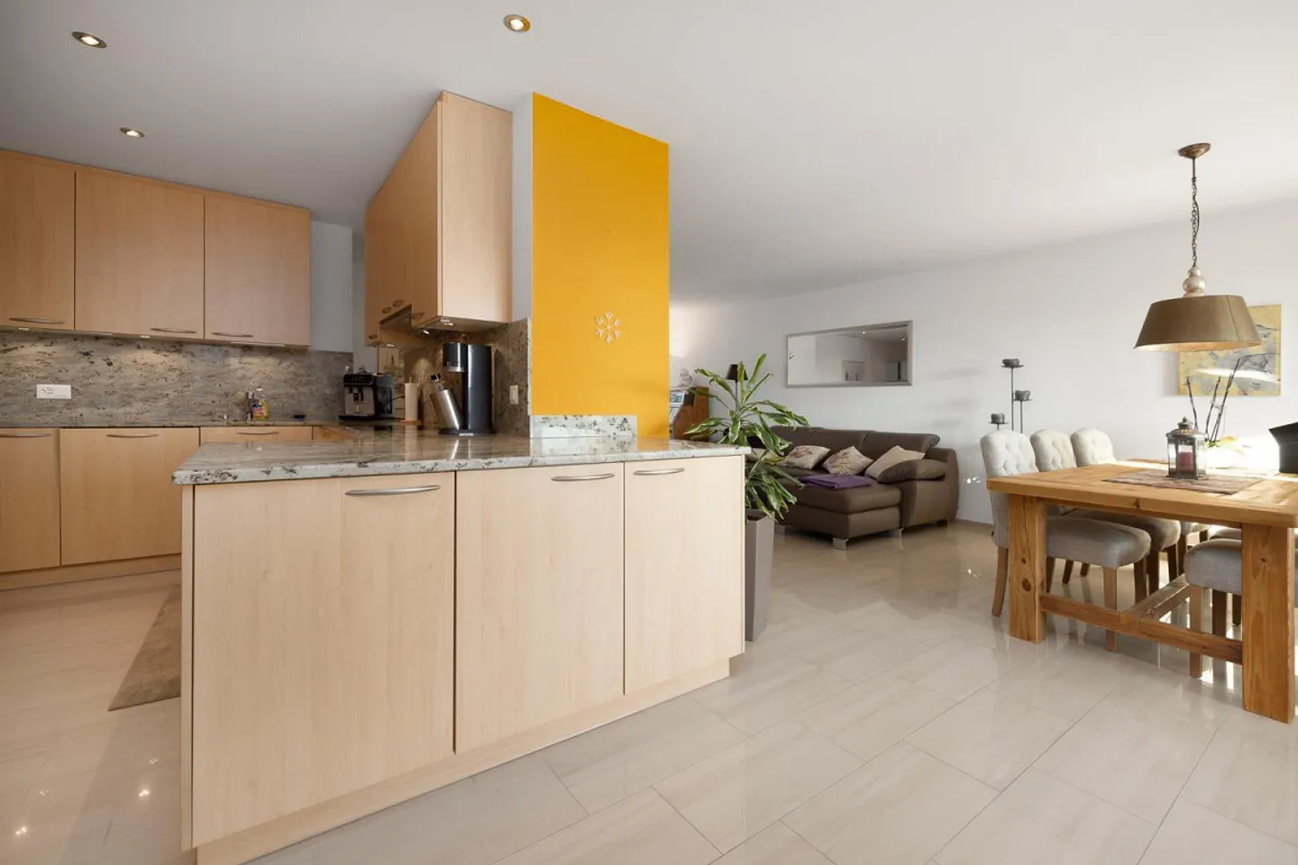 La tua casa in una posizione centrale e vicina alla natura - Foto 4 di 12