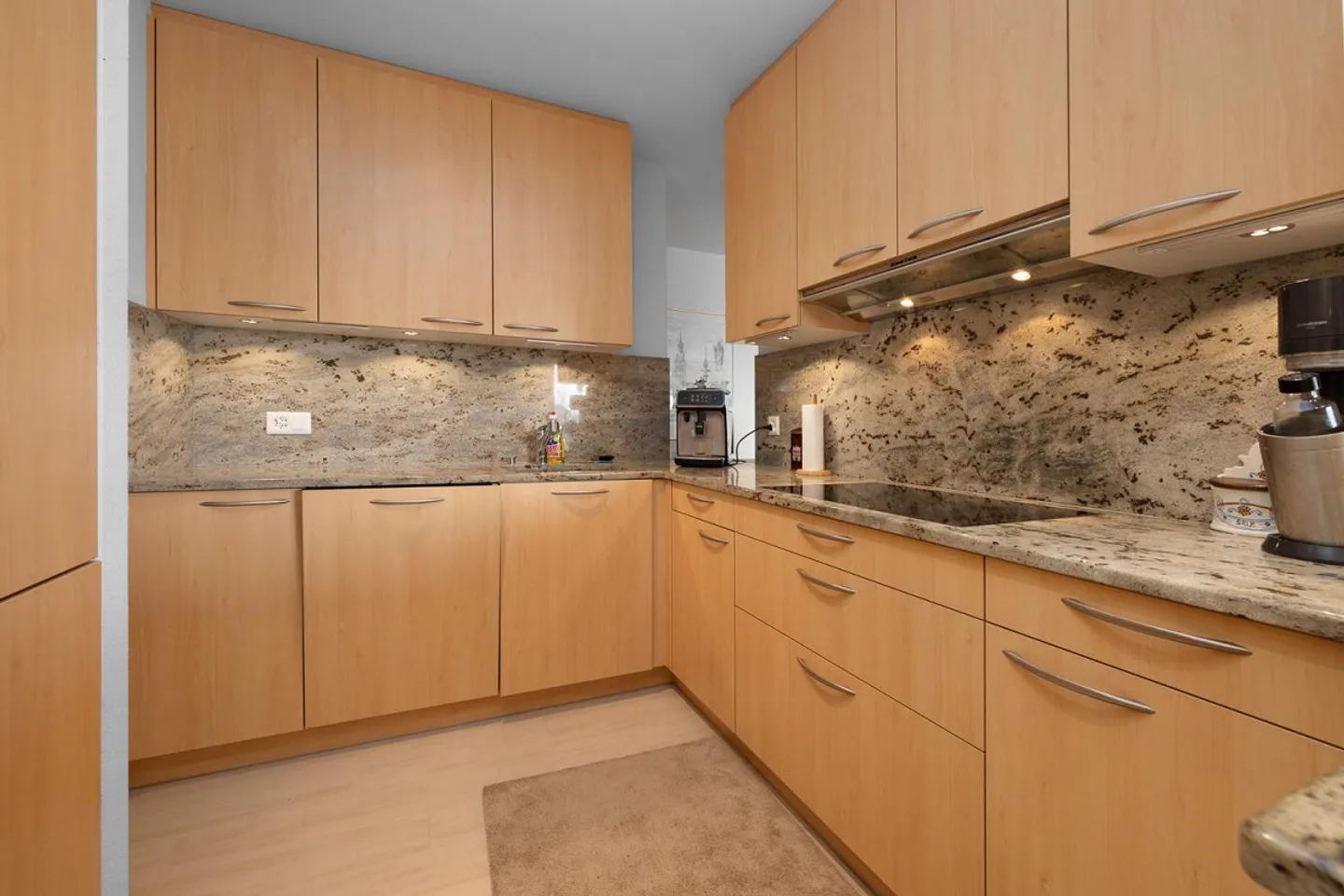 La tua casa in una posizione centrale e vicina alla natura - Foto 6 di 12