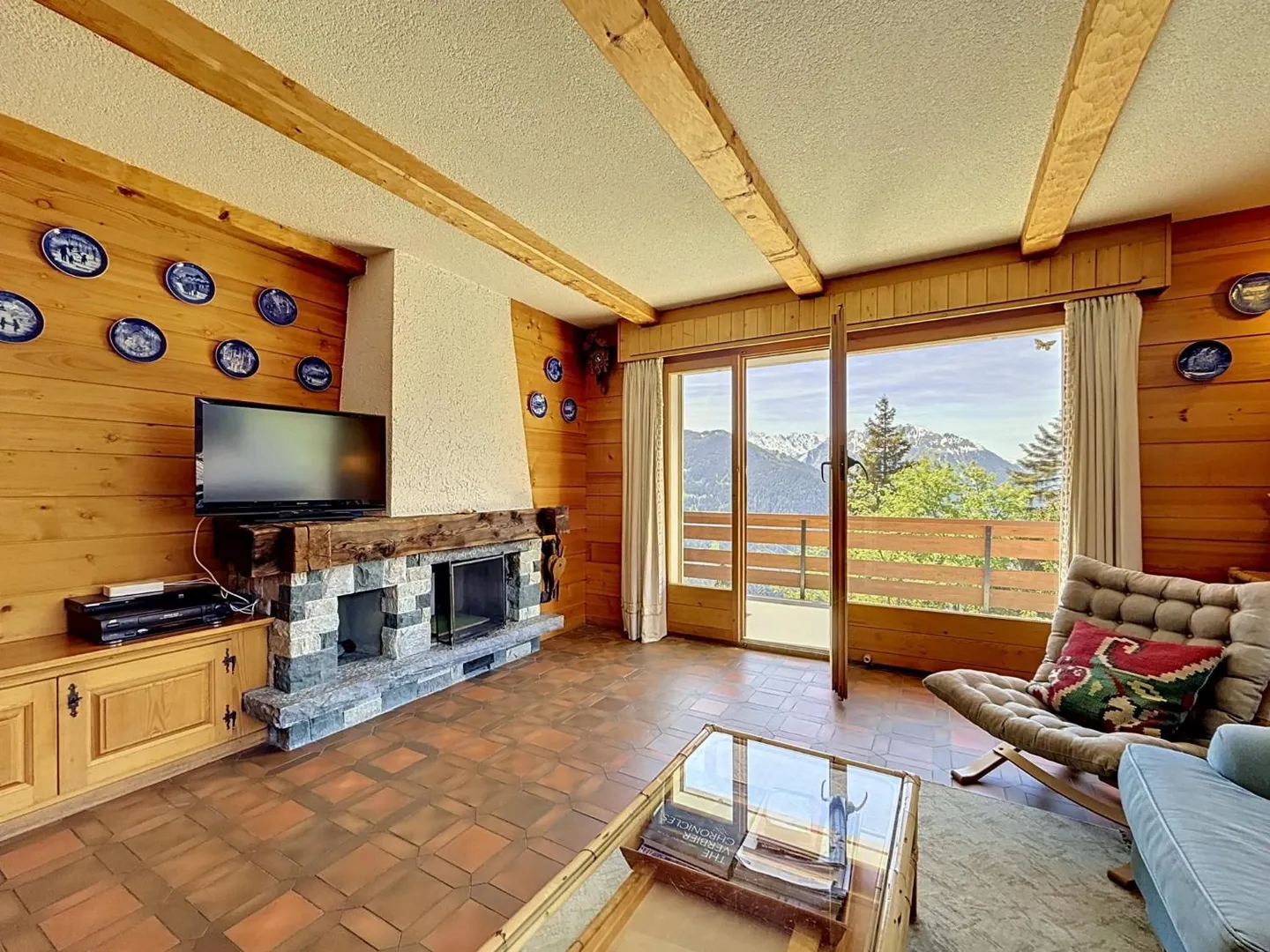 Charming 5-Room Flat in Verbier - Photo 1 of 13