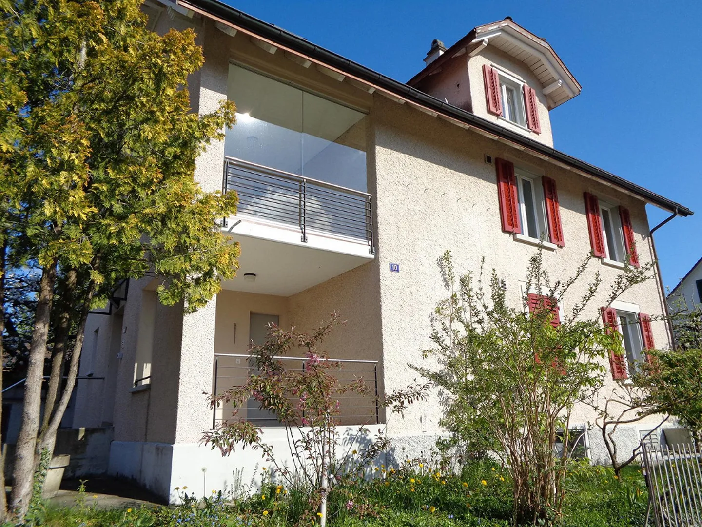 Bella appartamento di 3 stanze con balcone e utilizzo del giardino - Foto 1 di 15
