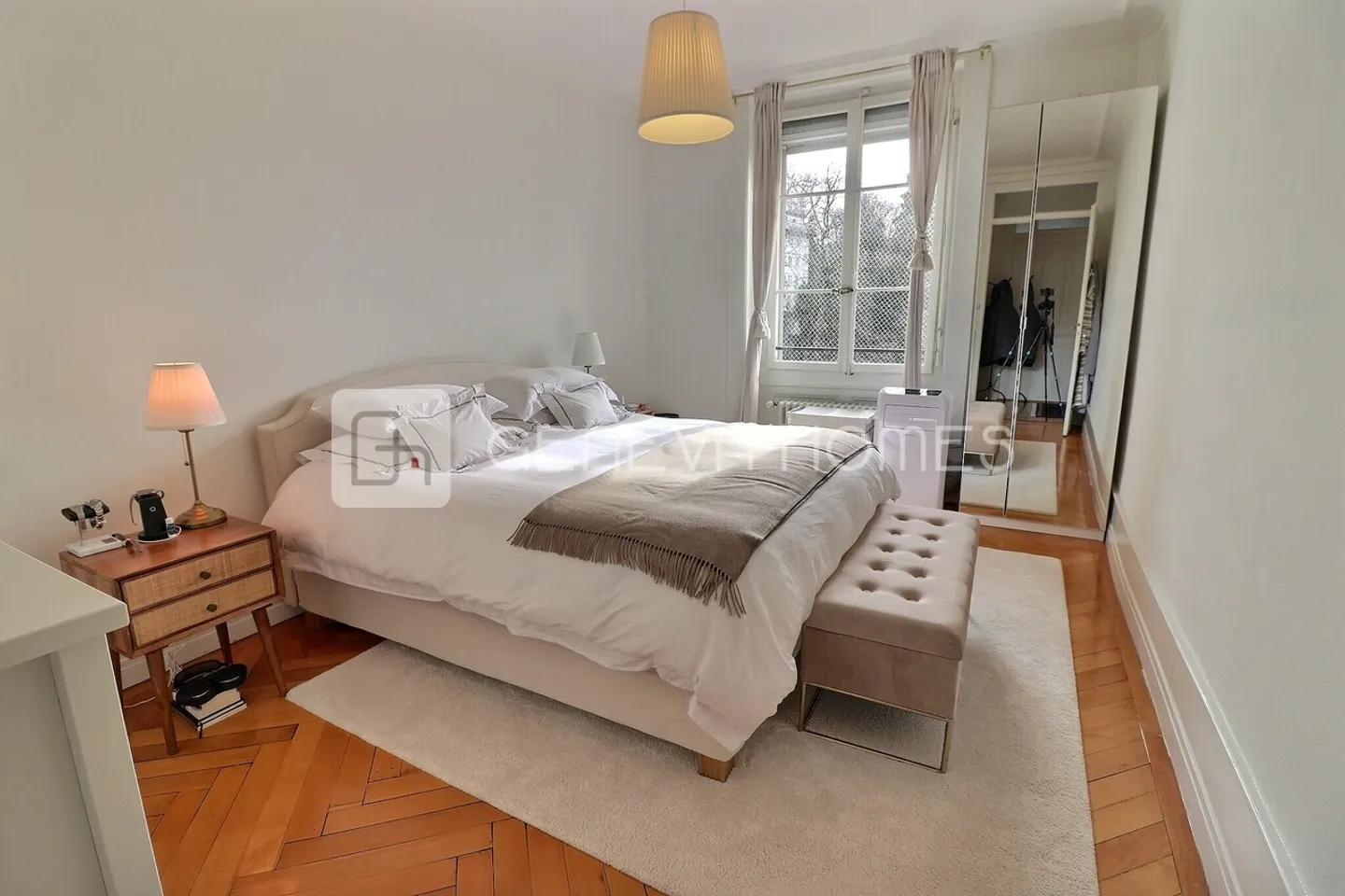 Beautiful bright apartment in the city center - Photo 4 of 5