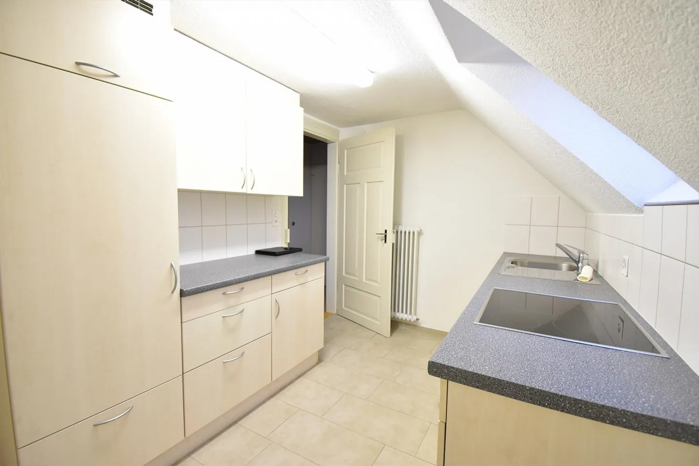 3.5-room apartment attic, Ruhberg district - Photo 2 of 4