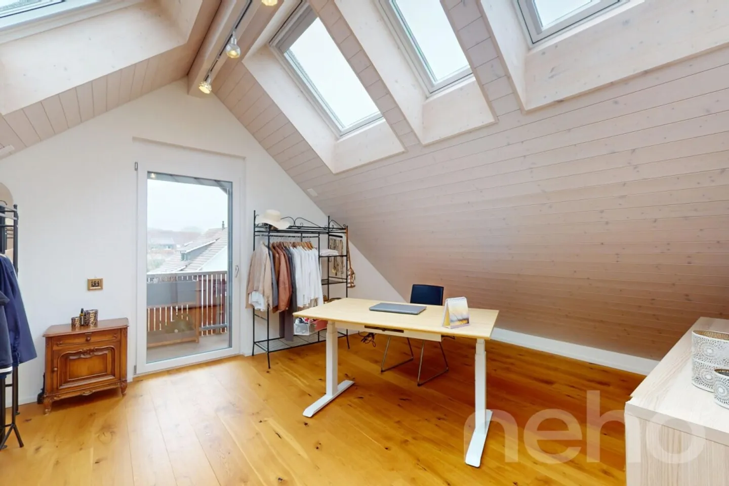 13 Minutes from Winterthur - Living on Two Floors - Photo 8 of 13