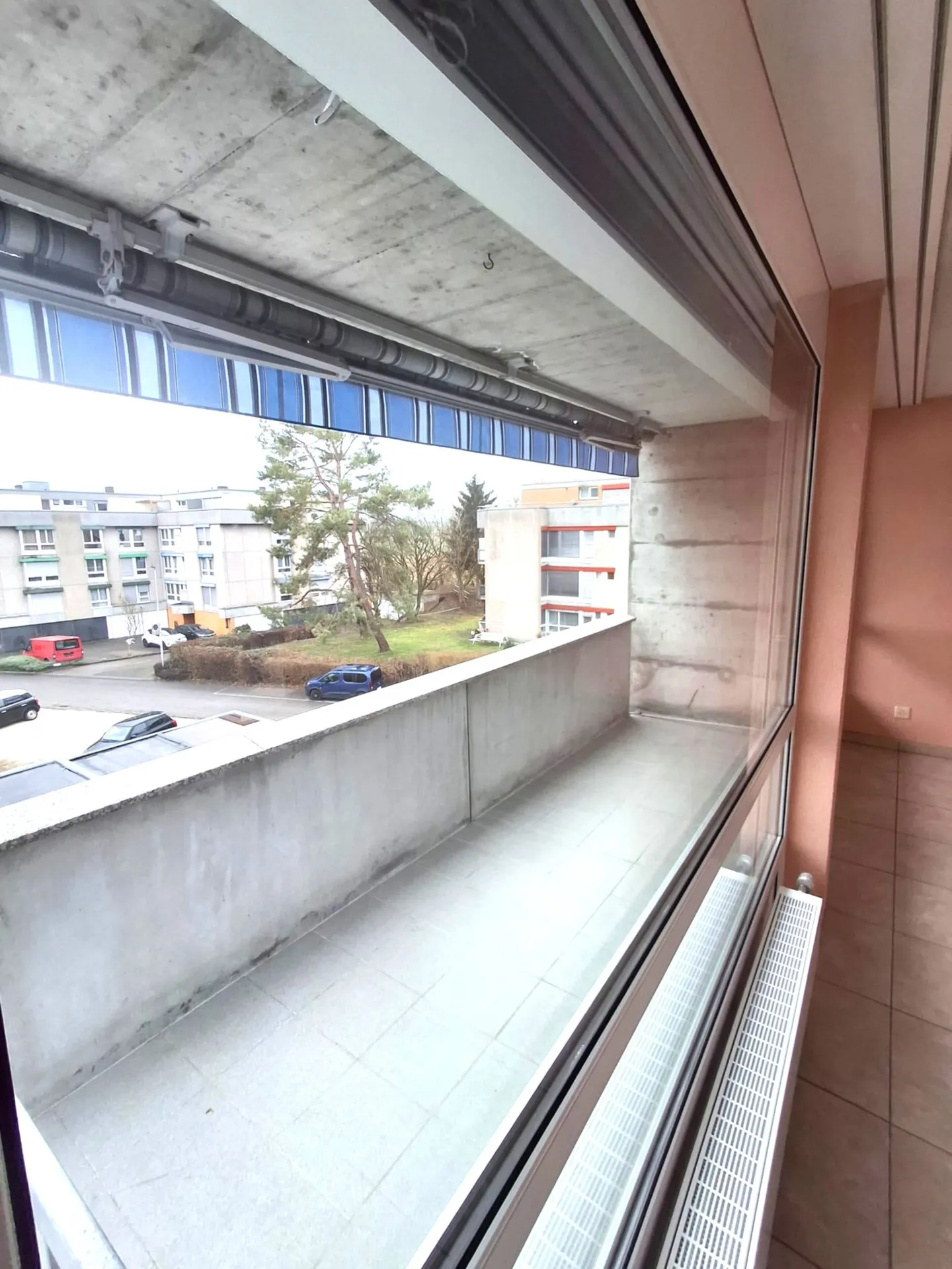 Spacious 4.5-room apartment with garage in Courroux - Photo 1 of 18