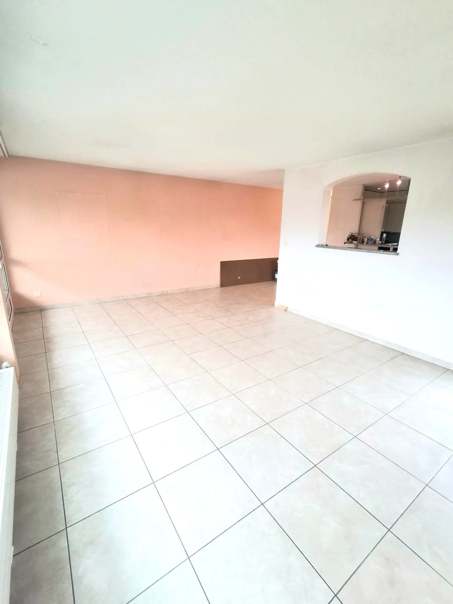 Spacious 4.5-room apartment with garage in Courroux - Photo 13 of 18