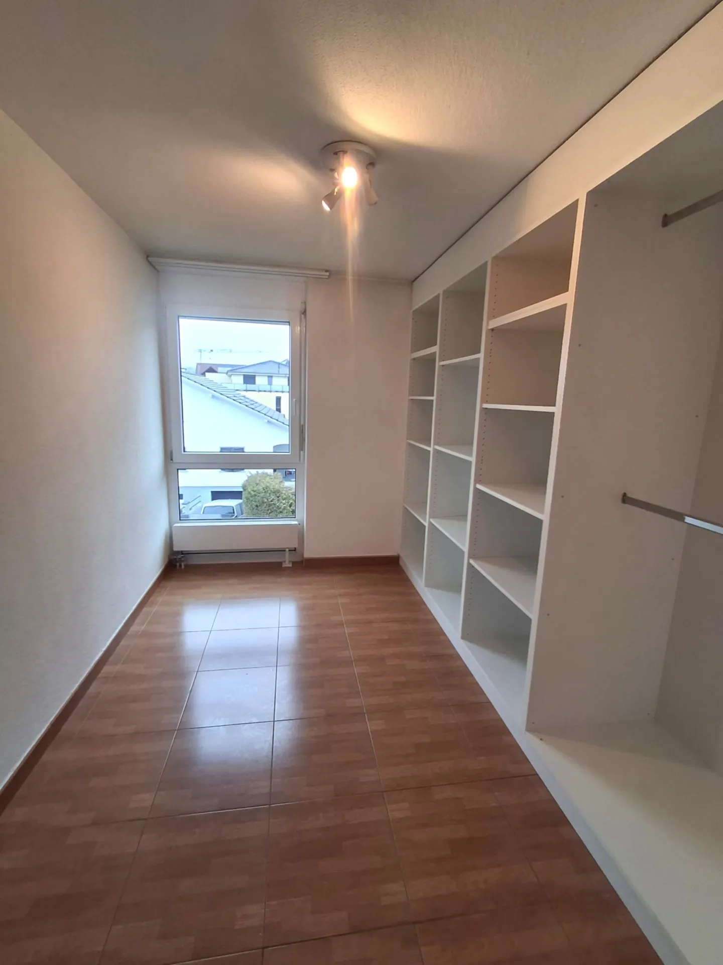 Spacious 4.5-room apartment with garage in Courroux - Photo 17 of 18