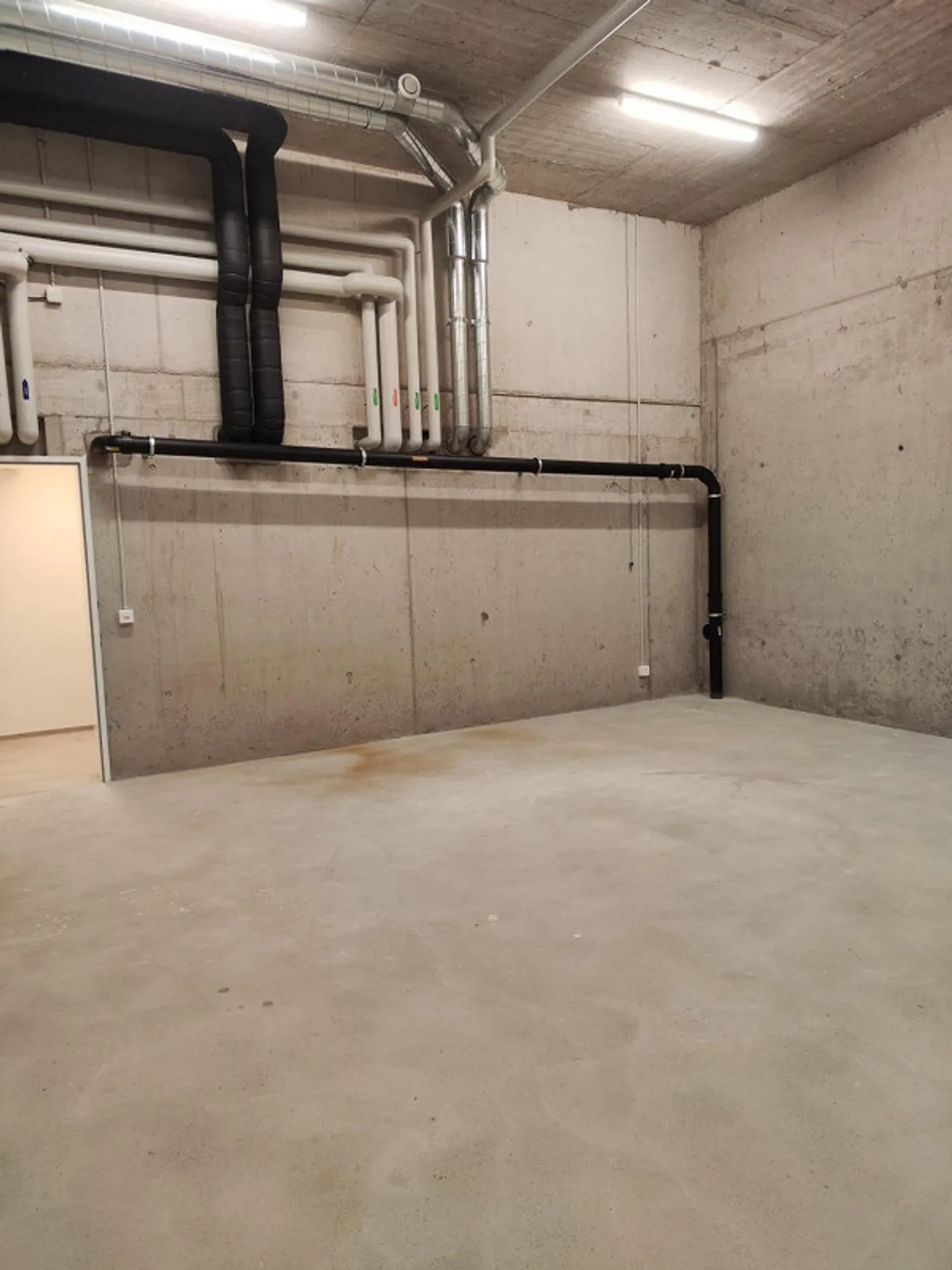 PRIMA UTILIZZO - Spazi di stoccaggio attraenti tra 33 e 43 m2 - Foto 2 di 6