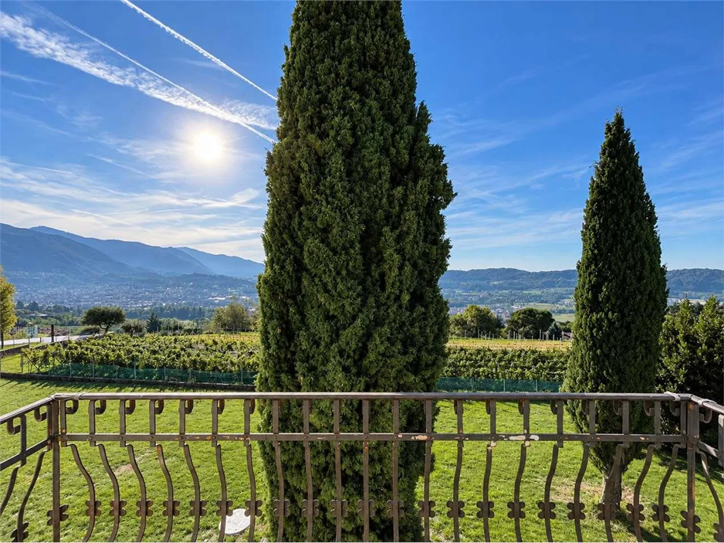Mendrisio-Arzo: 3.5 rooms with enchanting open view - Photo 2 of 6