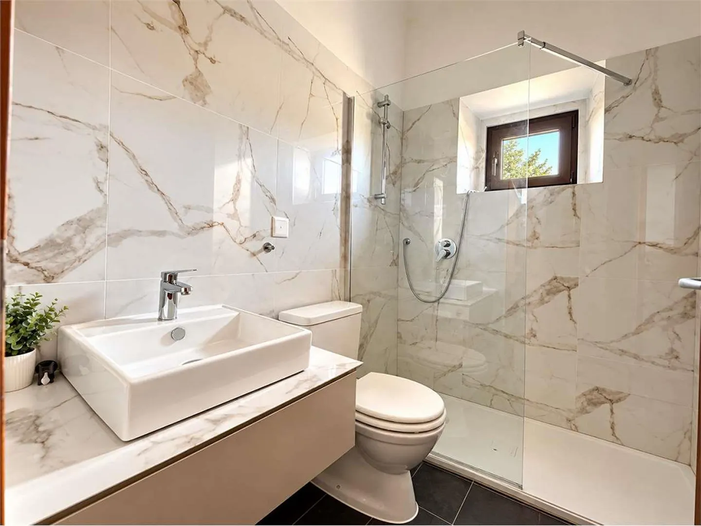 Mendrisio-Arzo: 3.5 rooms with enchanting open view - Photo 6 of 6