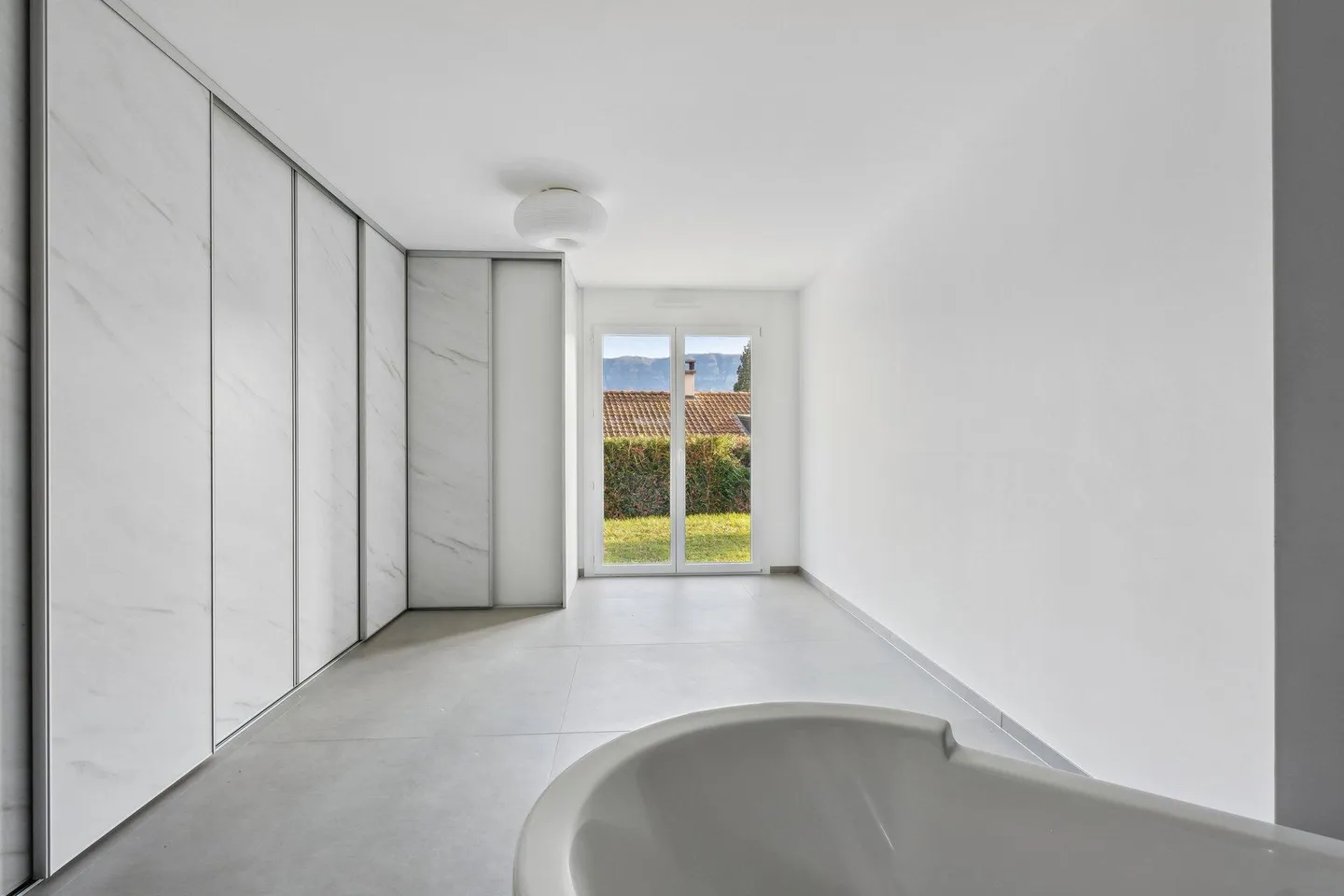 Charmant Appartement avec Jardin - Photo 7 sur 11