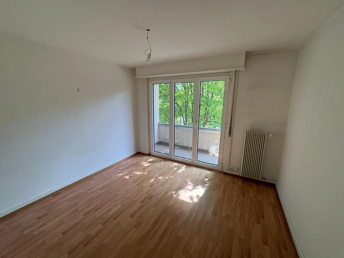 2.5-room apartment with balcony - Photo 2 of 7