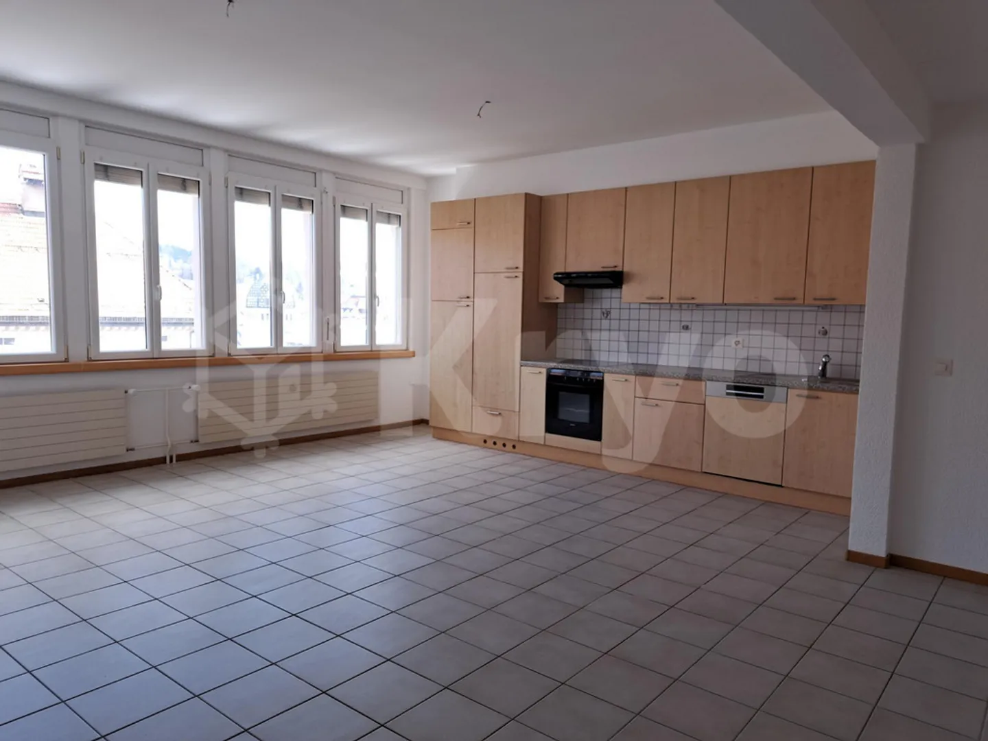 Charmante Dachwohnung - Foto 1 von 7