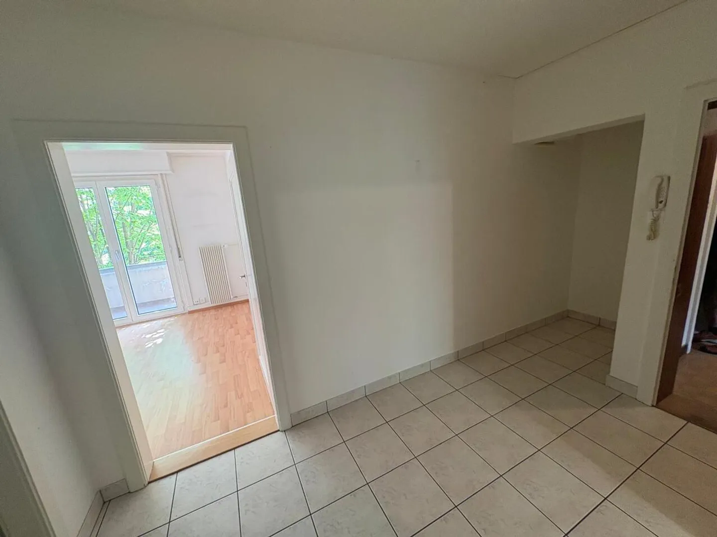 2.5-room apartment with balcony - Photo 7 of 7