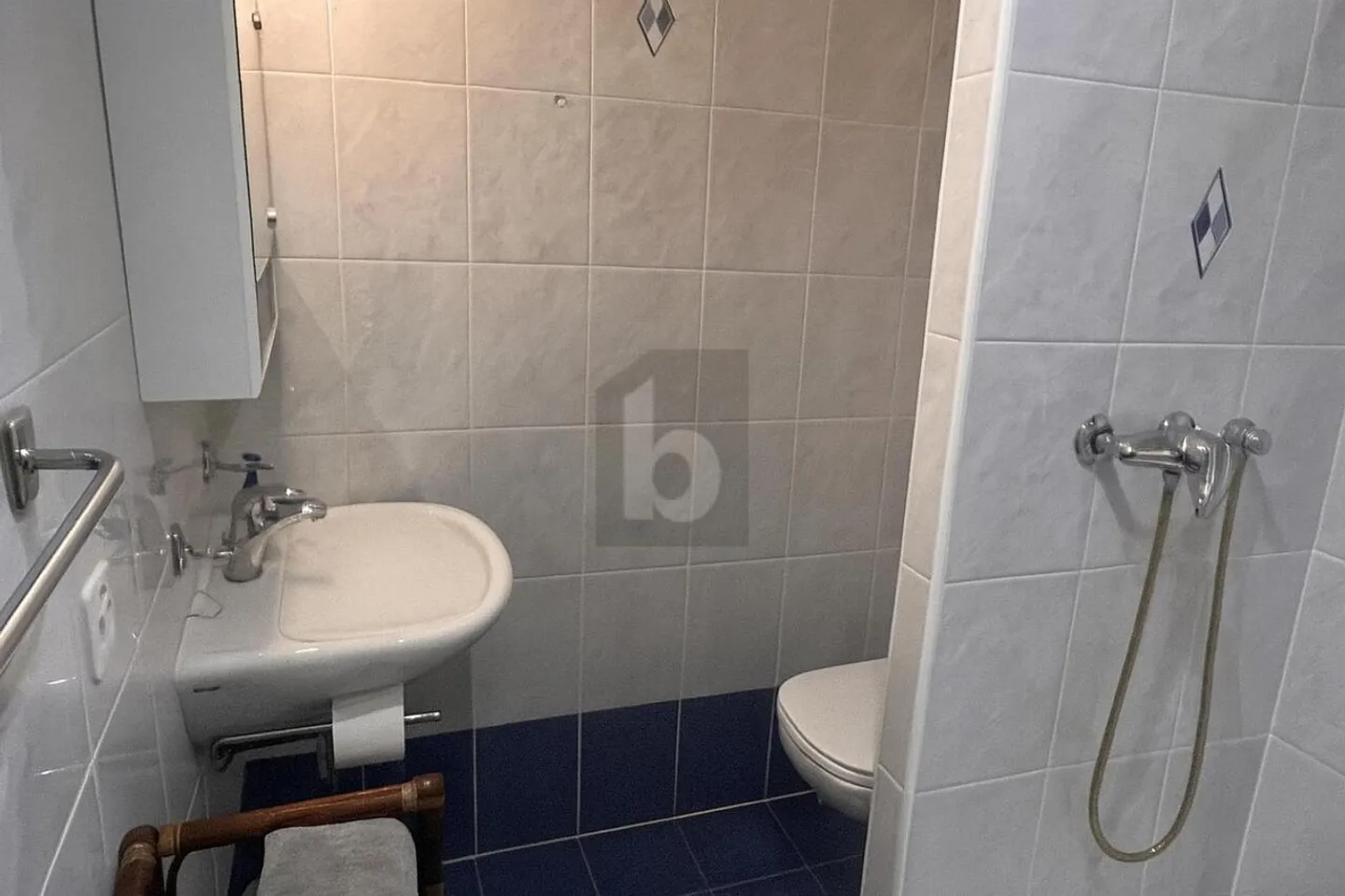 BÜRO MIT PRIVATGARTEN - Foto 5 von 6