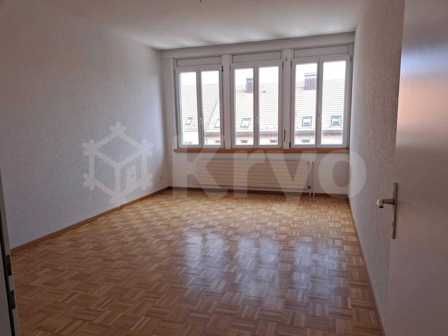 Charmante Dachwohnung - Foto 3 von 7