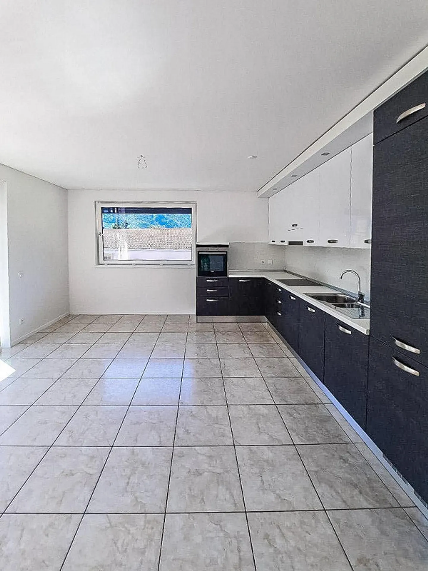 4.5 Zimmer im obersten Stockwerk in Rivera - Foto 2 von 6