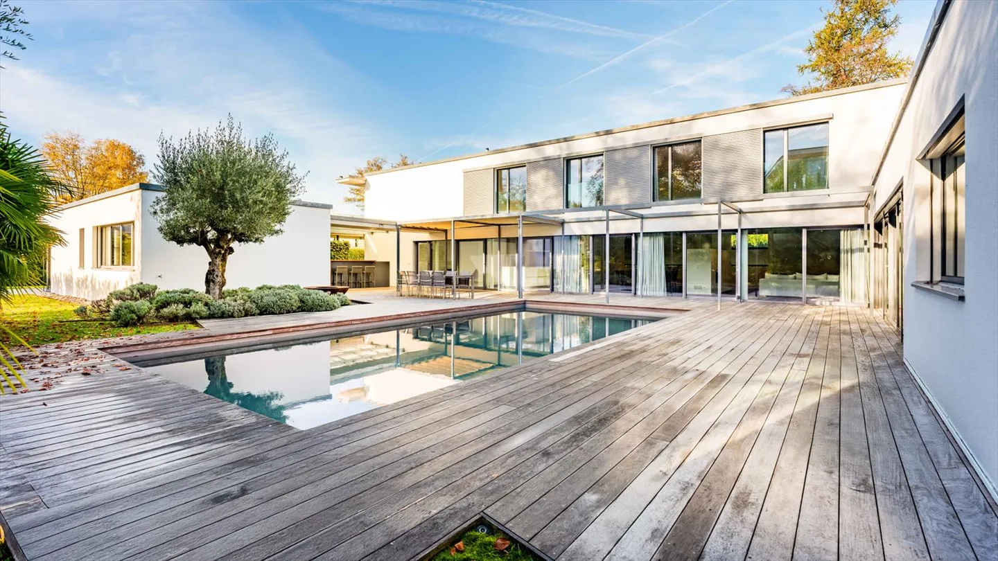 Villa 10 pièces - Photo 1 sur 11