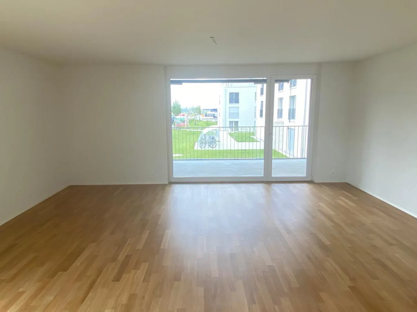 Moderne Wohnung mit Seeblick - Foto 4 von 9