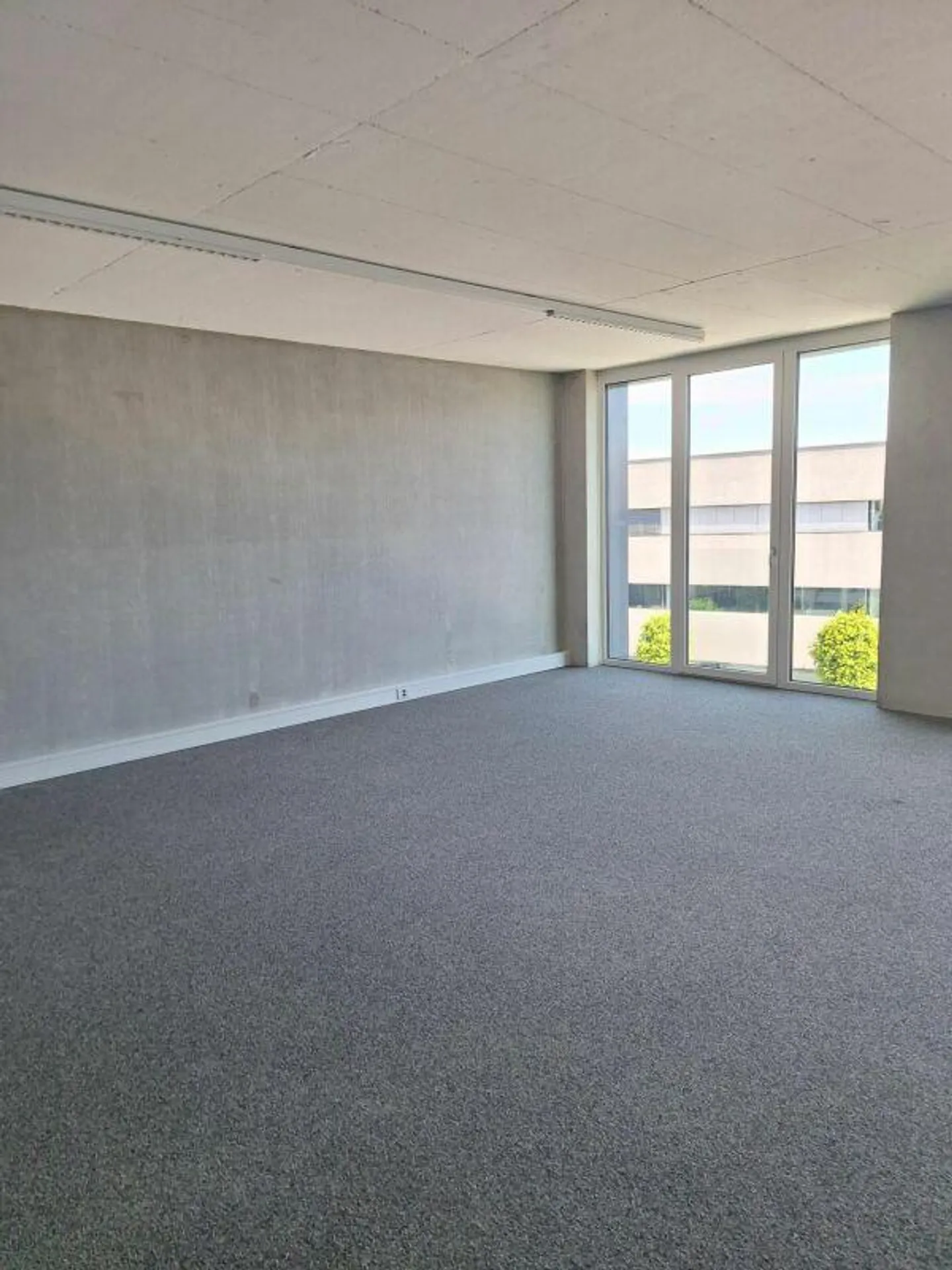 Spazio ufficio in affitto di 53 m2 - Foto 2 di 4